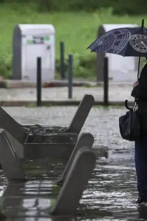 Mau tempo mantém escolas encerradas em vários concelhos